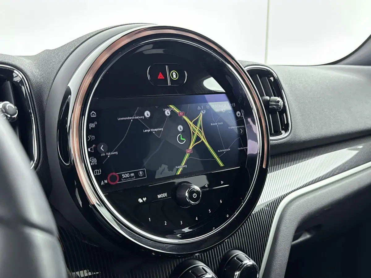 1.5 Cooper SE ALL4 Classic | Head-up display | Achteruitrijcamera | Stoelverwarming | Leder | Navigatie | Keyless | Afneembare Trekhaak