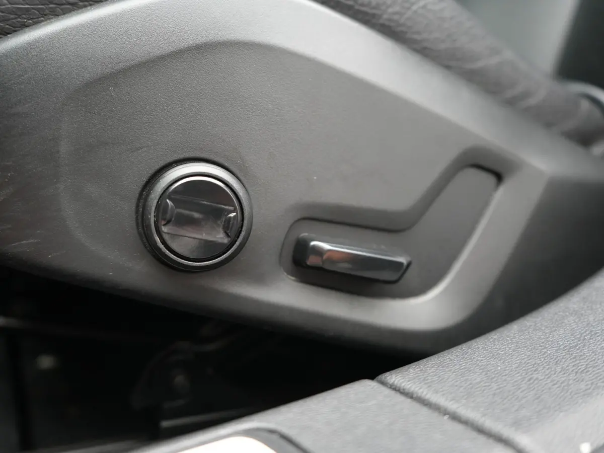 T6 Recharge AWD Inscription PHEV 340pk Dealer O.H | Trekhaak Af Fabriek | Camera | Harman / Kardon | Lederen Sportstoelen Verwarmd | Cruise Control | Apple Carplay | Stuurverwarming | Keyles