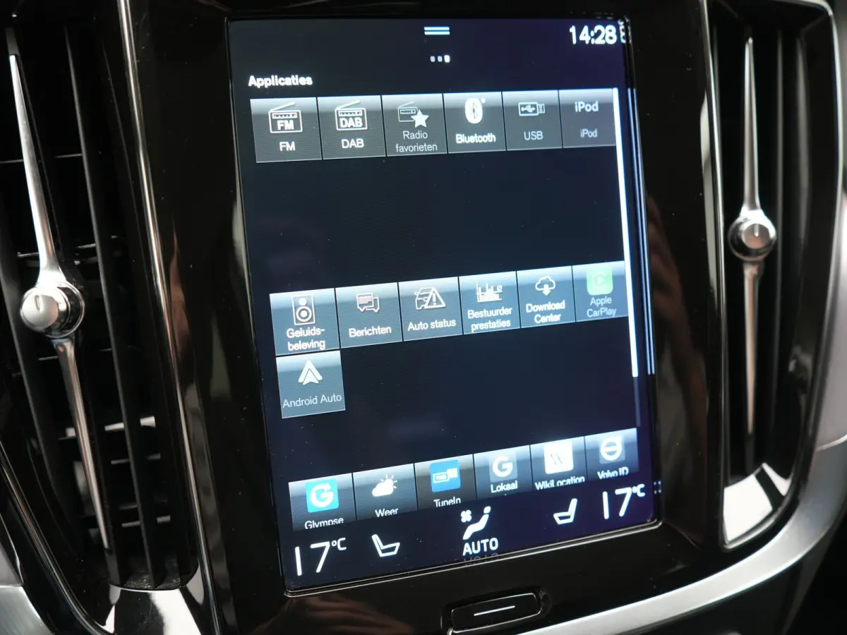 T6 Recharge AWD Inscription PHEV 340pk Dealer O.H | Trekhaak Af Fabriek | Camera | Harman / Kardon | Lederen Sportstoelen Verwarmd | Cruise Control | Apple Carplay | Stuurverwarming | Keyles