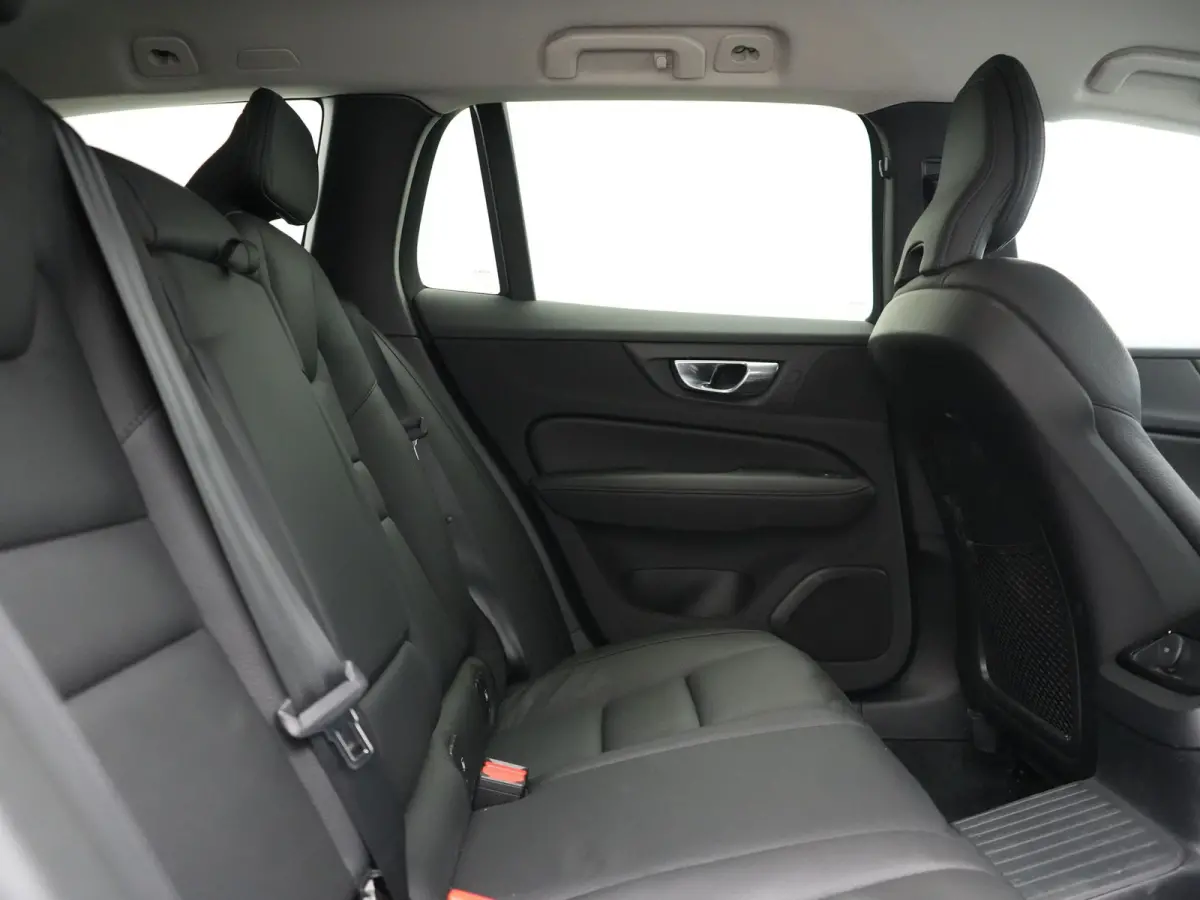 T6 Recharge AWD Inscription PHEV 340pk Dealer O.H | Trekhaak Af Fabriek | Camera | Harman / Kardon | Lederen Sportstoelen Verwarmd | Cruise Control | Apple Carplay | Stuurverwarming | Keyles