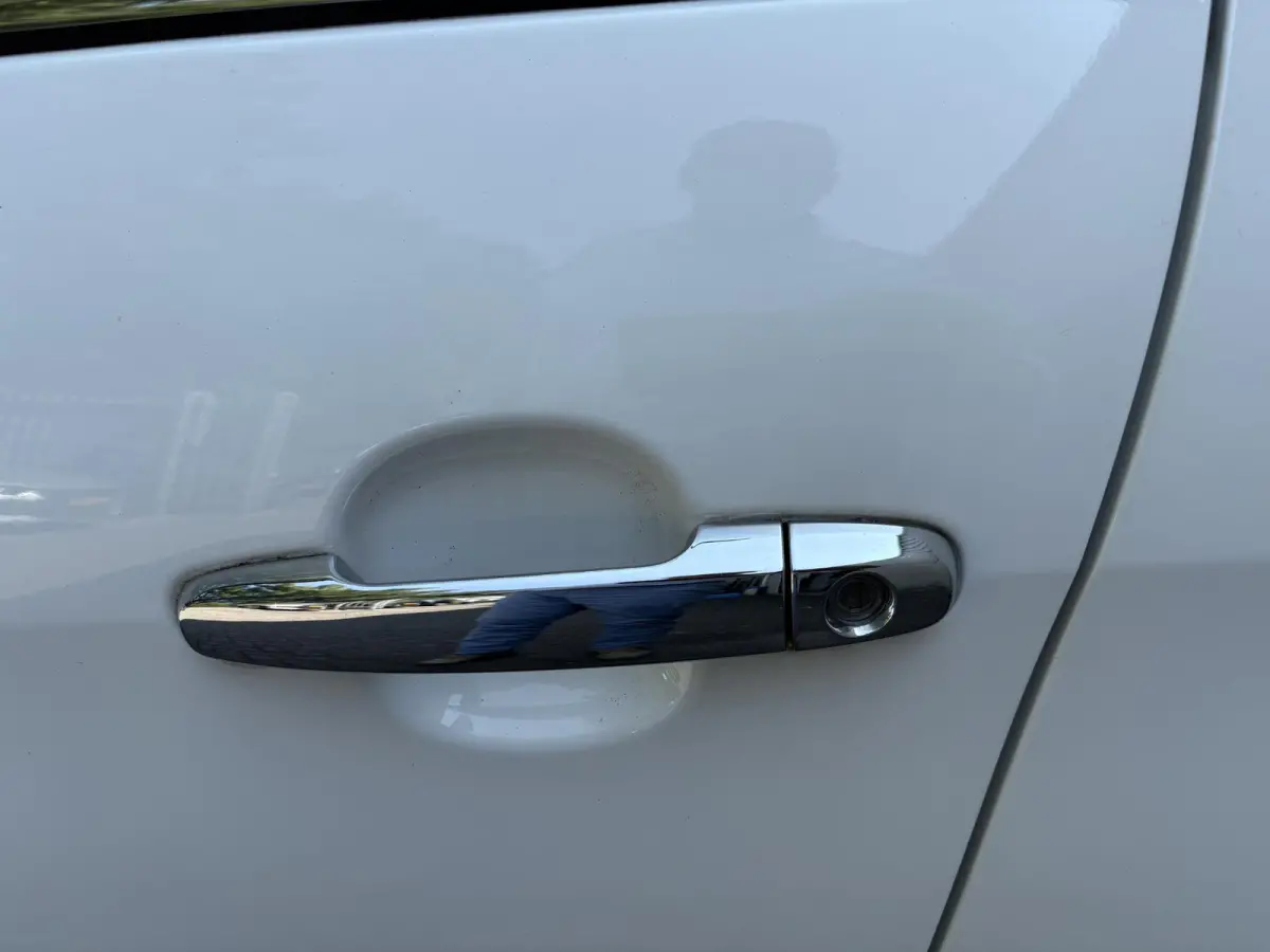 1.0 72pk Allure | Achteruitrijcamera | Apple Carplay / Android Auto | Extra getint glas