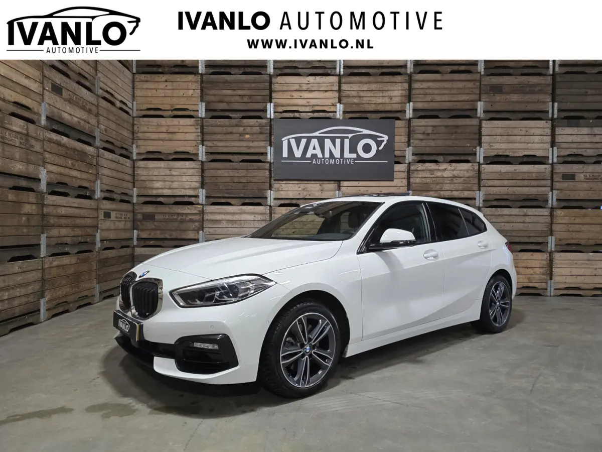 118i High Executive Sport Line Pano LED VCP PDC Trekhaak LM