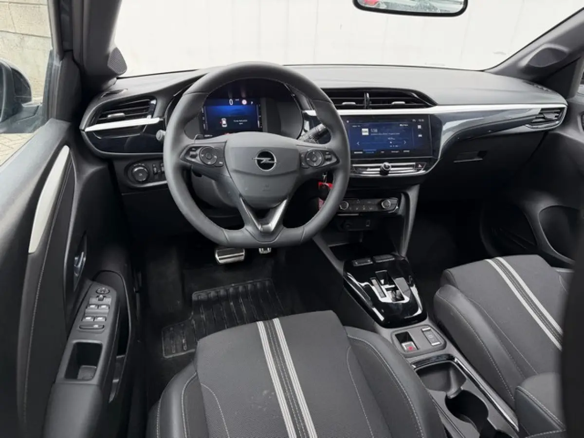 1.2 Turbo Hybrid GS met CarPlay, Camera, 17inch Velgen, LED, Dodehoek