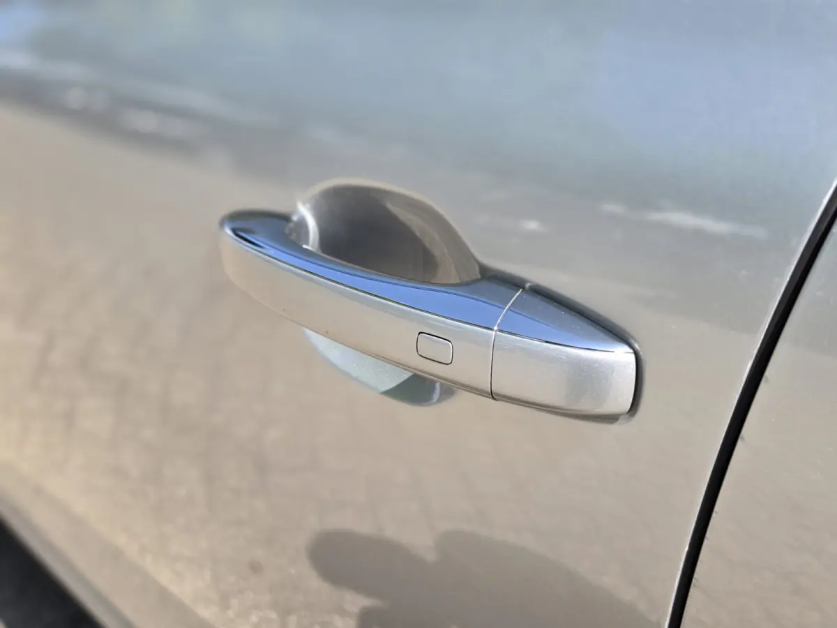 1.0 TCe Business Zen Camera Navi Carplay Incl Btw