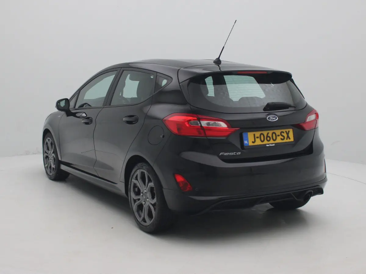1.0 EcoBoost Titanium | Apple Carplay/Android Auto | Airconditioning | Cruise Control | Lichtmetalen Velgen |