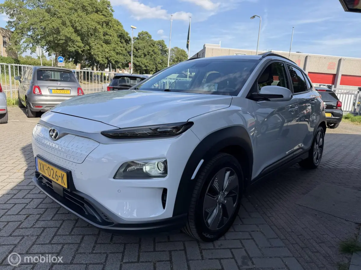 EV Fashion 64 kWh|CARPLAY|HEAD-UP|NAP