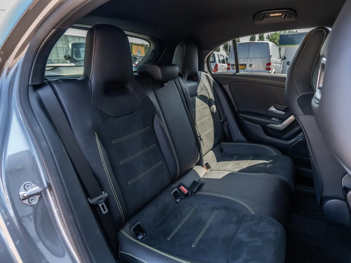 250 224PK Edition One AMG | Premium Plus | Carplay | Dealer Ond. | Uniek