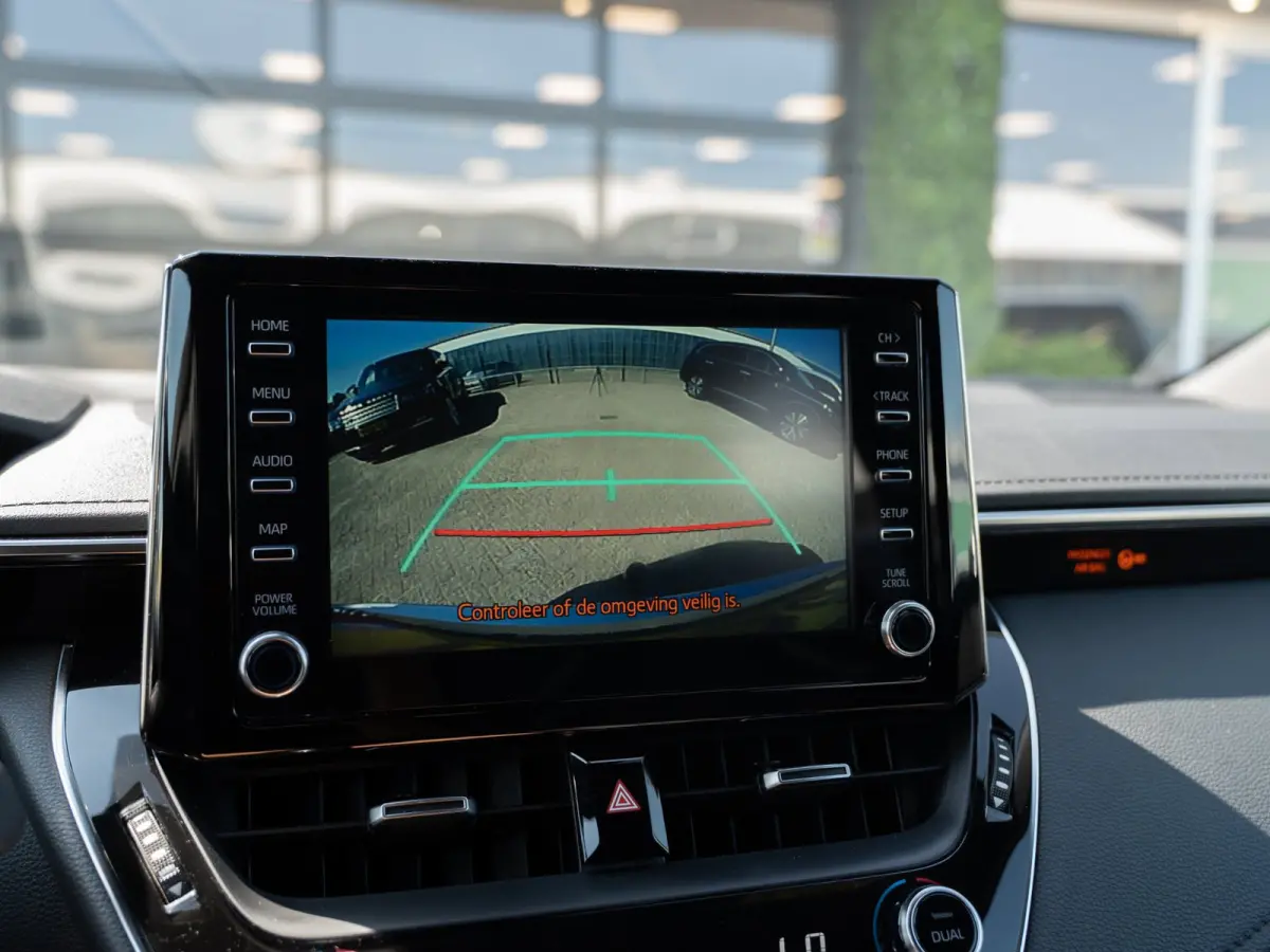 2.0 Hybrid GR-Sport Plus