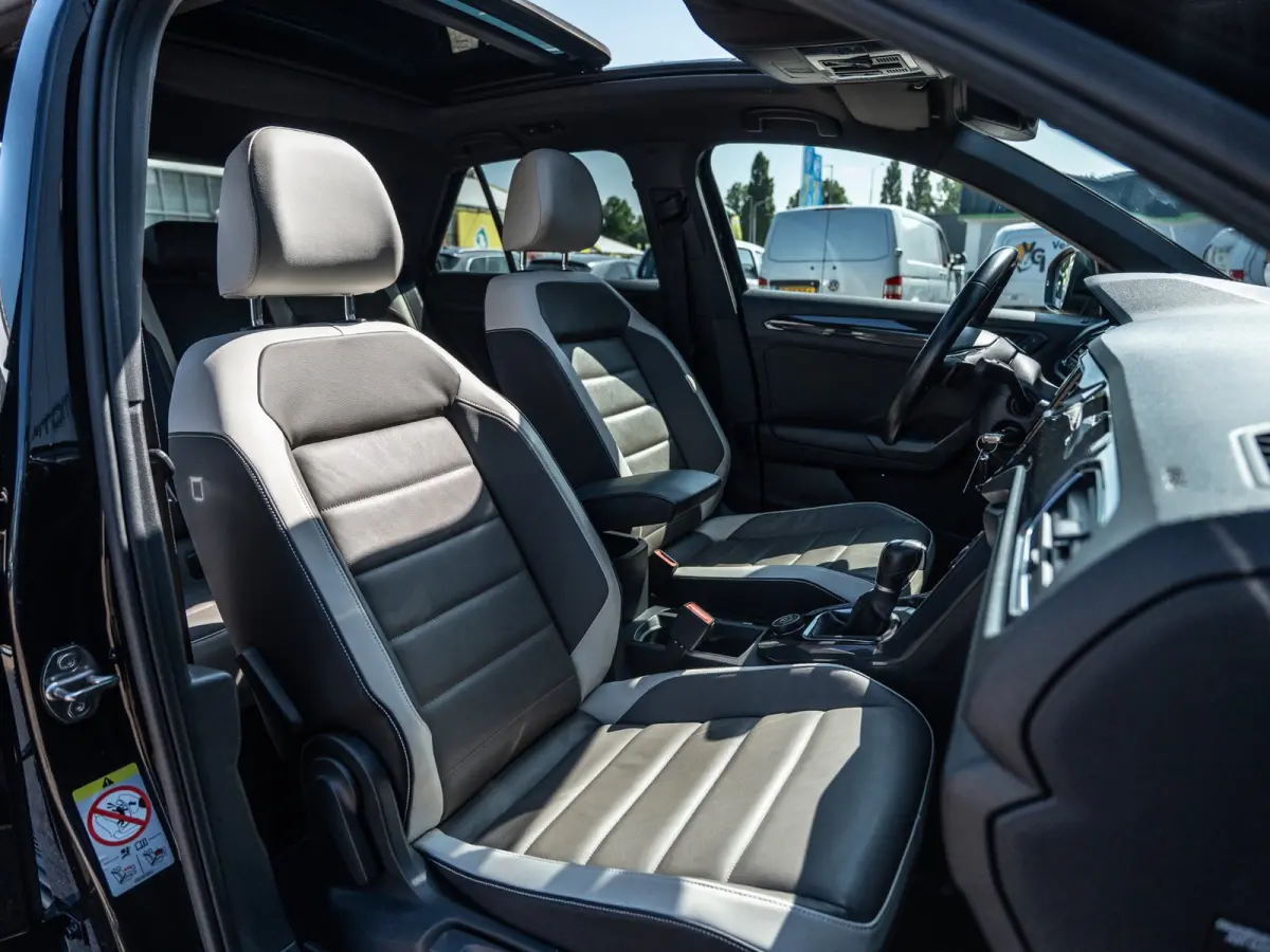 2.0 TSI DSG 190PK 4Motion Sport | R-Line | Pano | Leder | Beats
