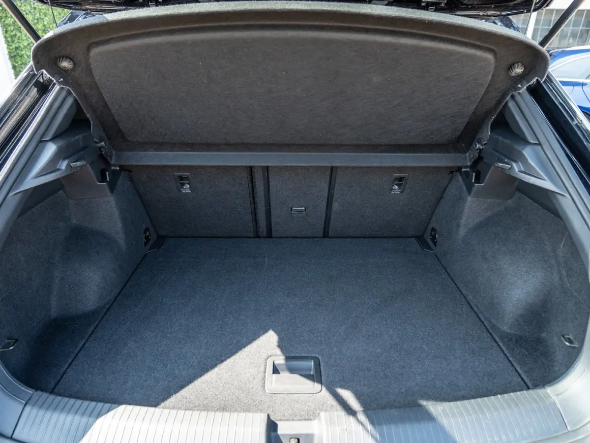 2.0 TSI DSG 190PK 4Motion Sport | R-Line | Pano | Leder | Beats