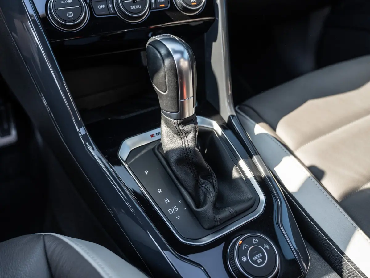 2.0 TSI DSG 190PK 4Motion Sport | R-Line | Pano | Leder | Beats