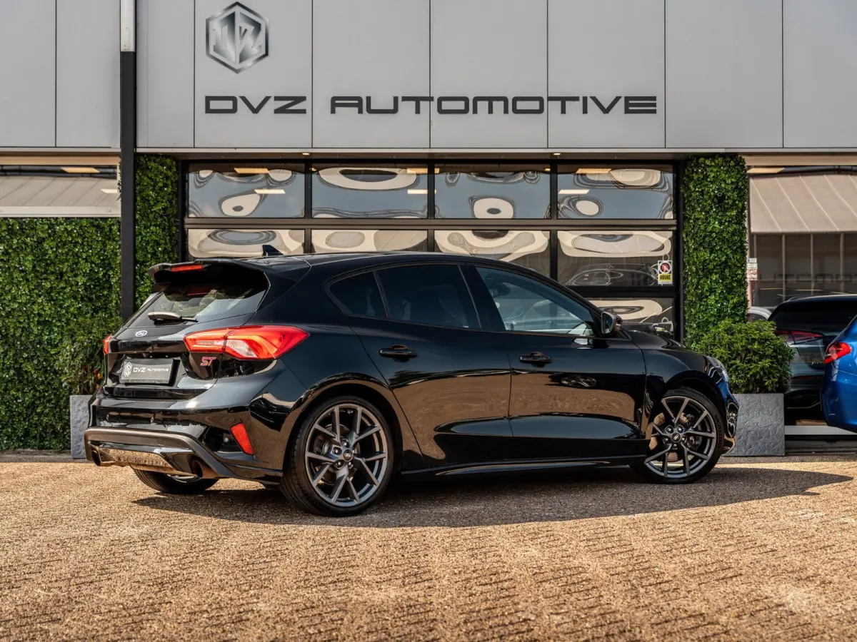 2.3 EcoBoost ST-3 | B&O | Camera | Winter Pack