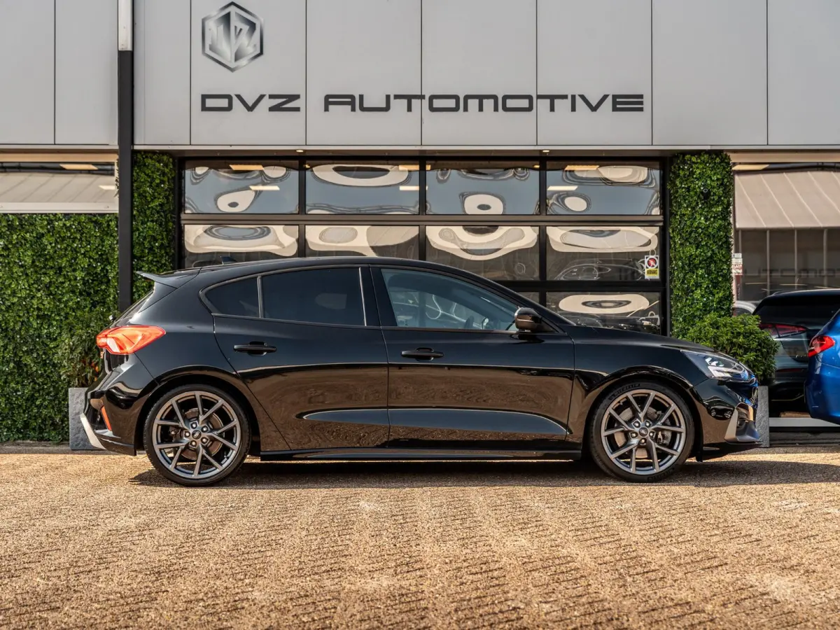 2.3 EcoBoost ST-3 | B&O | Camera | Winter Pack