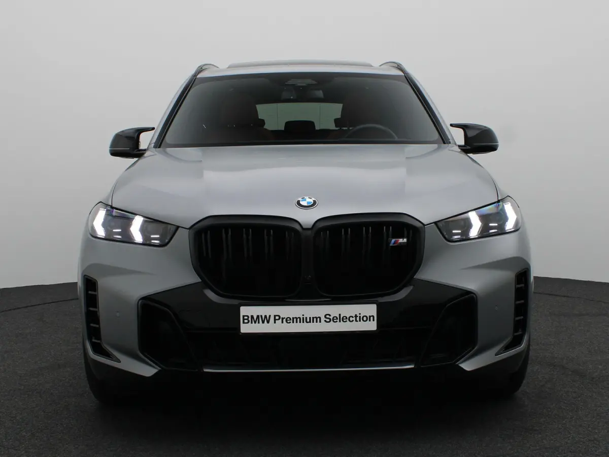 M60 M Sportpakket Pro | Travel Pack | Innovation Pack | Comfort Plus Pack | Exclusive Pack | M Sport uitlaatsysteem | Integral Active Steering | Adaptief onderstel | Soft Close | Panoramadak