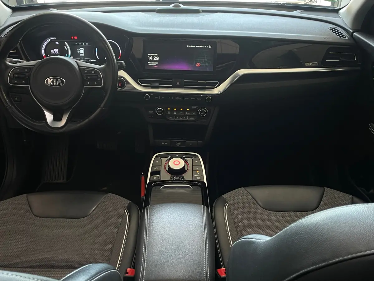 DynamicPlusLine 64 kWh FASE 3 SOH100%|PANO|CAMERA|VIRTUAL.COCKPIT|ADAPT.CRUISE|LANE.ASSIST|CARPLAY|ANDROID.AUTO|NAVI|