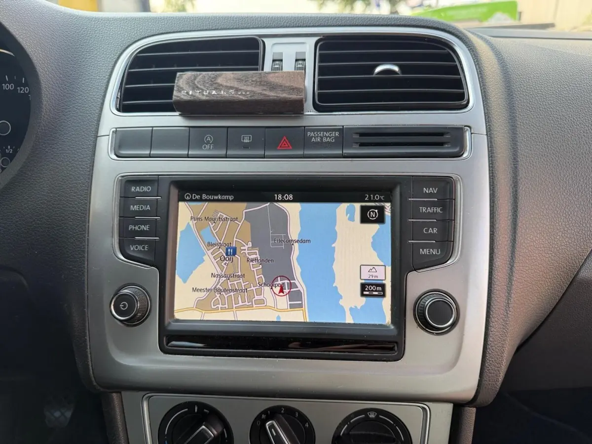 BlueMotion NAP*Carplay*95 PK*Cruise*NW KOPP*Alarm KL 3*Dealer Onderhouden