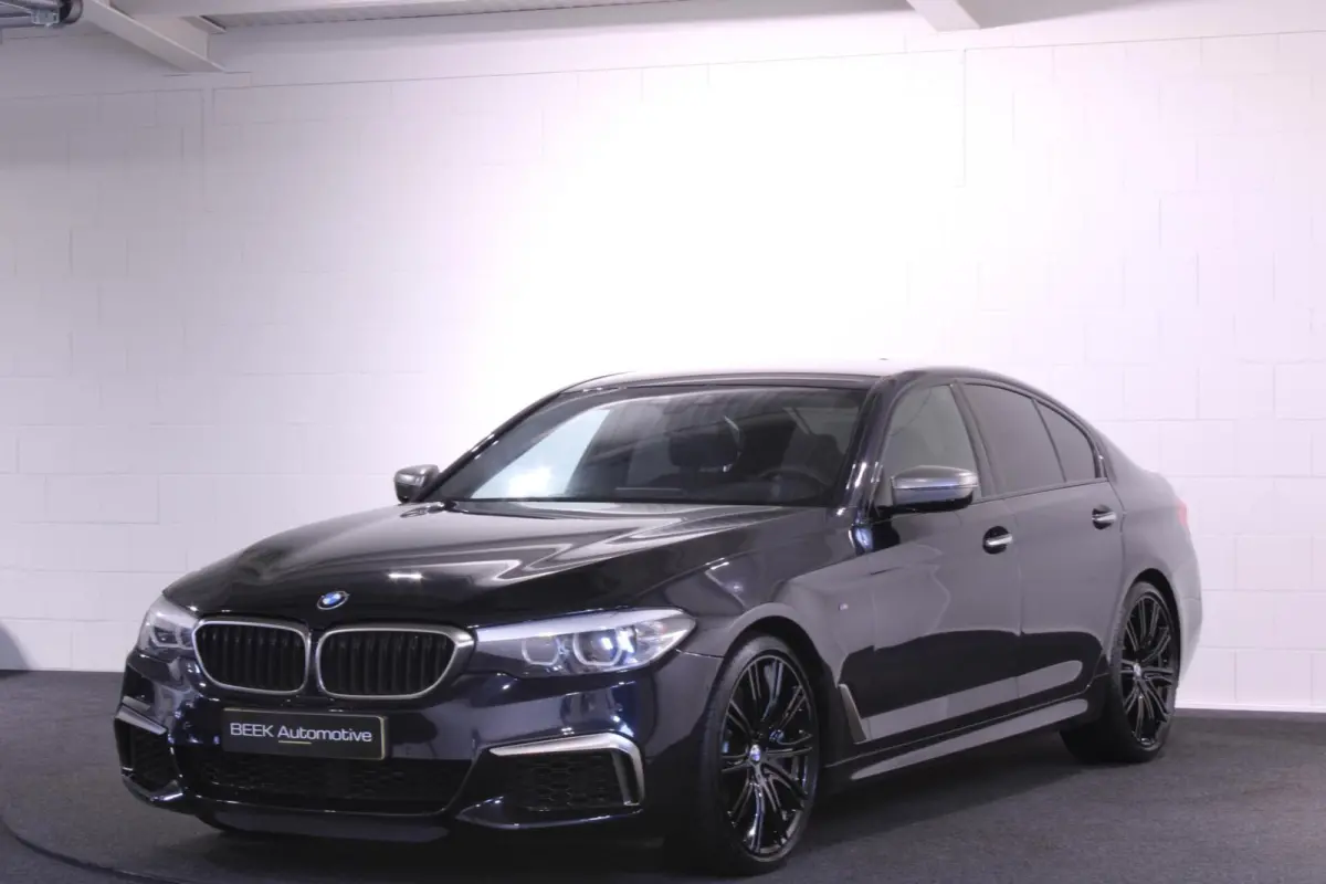 M550i xDrive High Executive | LEDER | CAMERA |