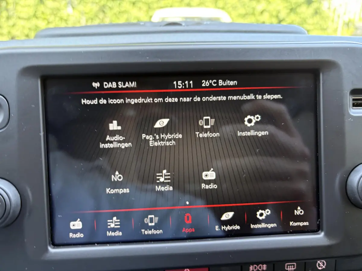 1.0 Hybrid Cross | Apple Carplay en Android Auto| Parkeersensoren |
