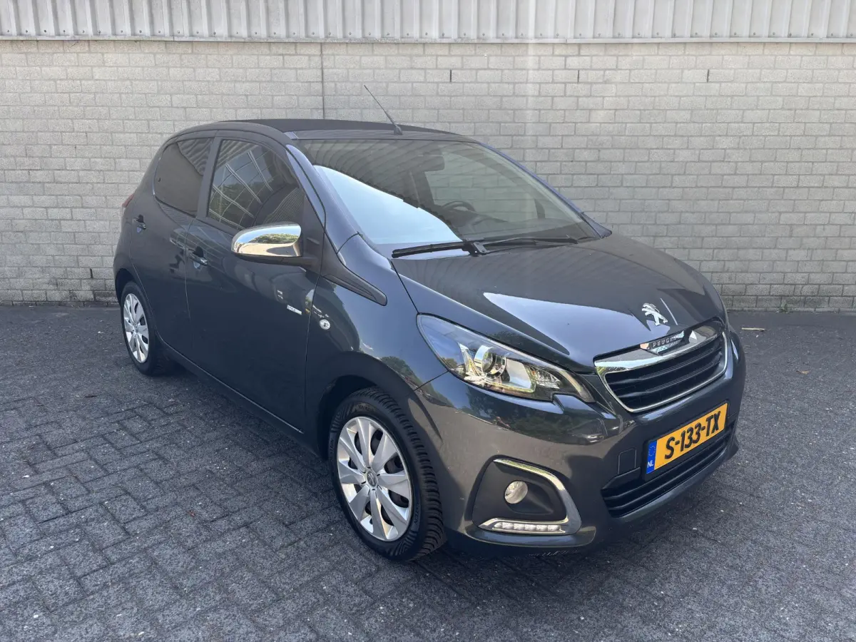Top! Style 1.0 72pk | Camera | Stoelverwarming | Apple Carplay / Android Auto | Airco | Allseason banden |