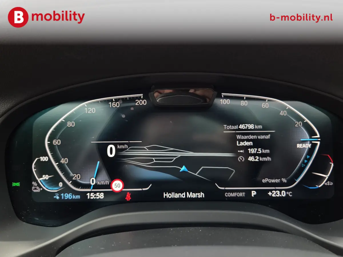 High Executive 80 kWh M-Sport 'Mineral-Weiss' Trekhaak Panoramadak | Head-Up | Harman/Kardon | Adaptive LED | ACC | DAB