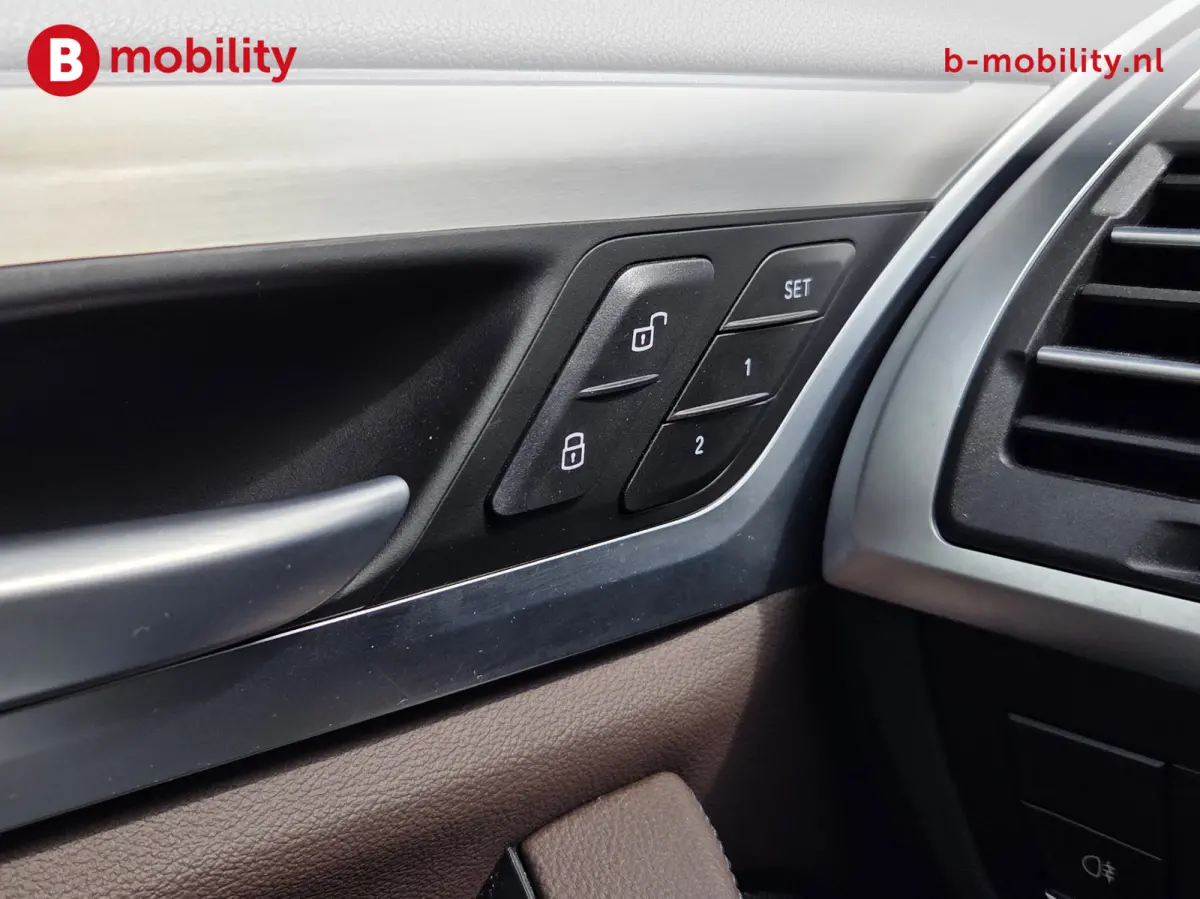 High Executive 80 kWh M-Sport 'Mineral-Weiss' Trekhaak Panoramadak | Head-Up | Harman/Kardon | Adaptive LED | ACC | DAB