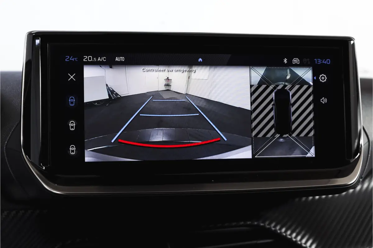 1.2 PureTech 130 PK Allure - Automaat | Dig. Cockpit | Adapt. Cruise | Stoelverw. | PDC | Camera | App. Connect | ECC | LM 17" |