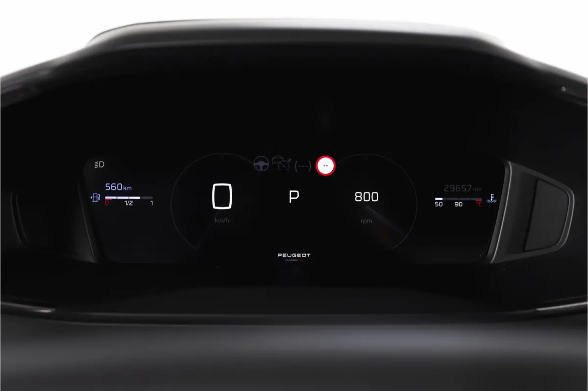 1.2 PureTech 130 PK Allure - Automaat | Dig. Cockpit | Adapt. Cruise | Stoelverw. | PDC | Camera | App. Connect | ECC | LM 17" |