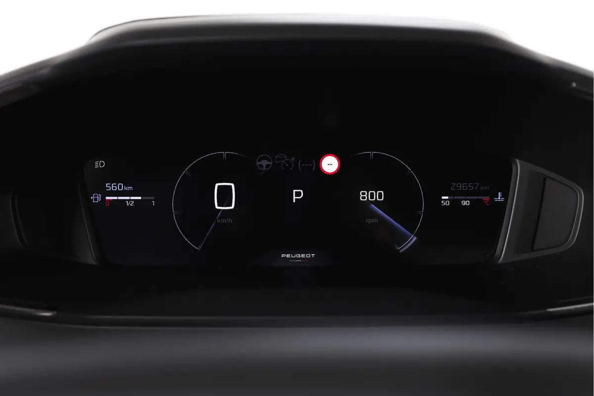 1.2 PureTech 130 PK Allure - Automaat | Dig. Cockpit | Adapt. Cruise | Stoelverw. | PDC | Camera | App. Connect | ECC | LM 17" |