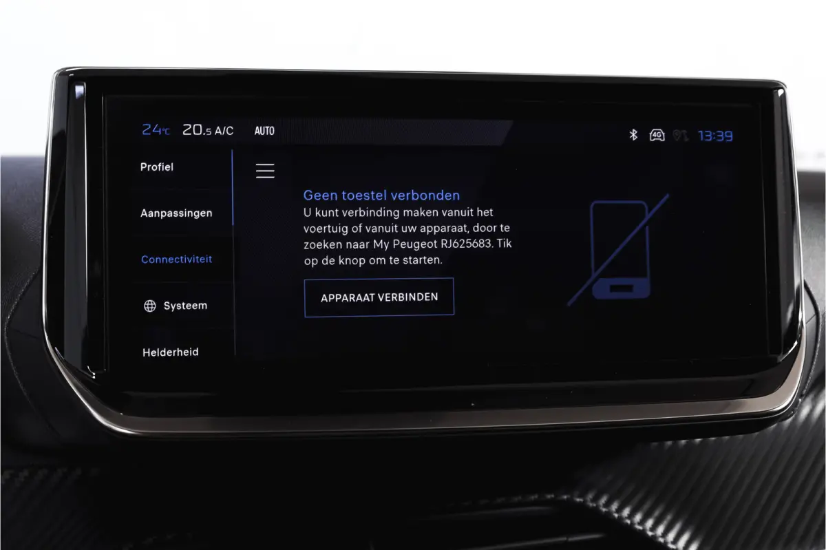 1.2 PureTech 130 PK Allure - Automaat | Dig. Cockpit | Adapt. Cruise | Stoelverw. | PDC | Camera | App. Connect | ECC | LM 17" |