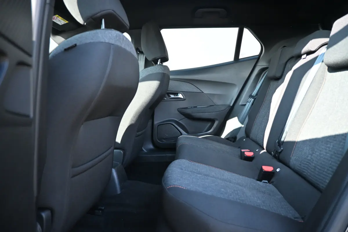 1.2 Hybrid 145 Style | Navigatie by App | Parkeersensoren | Full-LED | Cruise Control | !!