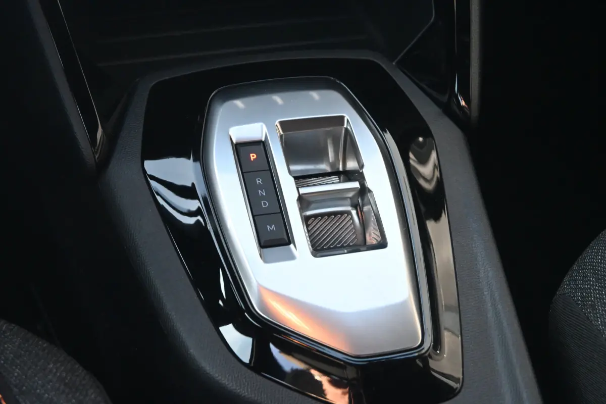 1.2 Hybrid 145 Style | Navigatie by App | Parkeersensoren | Full-LED | Cruise Control | !!