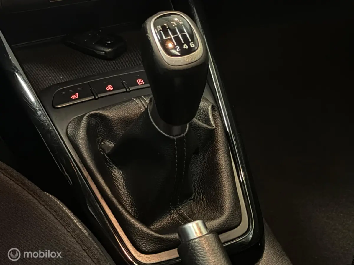 1.0 T-GDi ExecutiveLine Schuifdak/Leer/Camera/Carplay