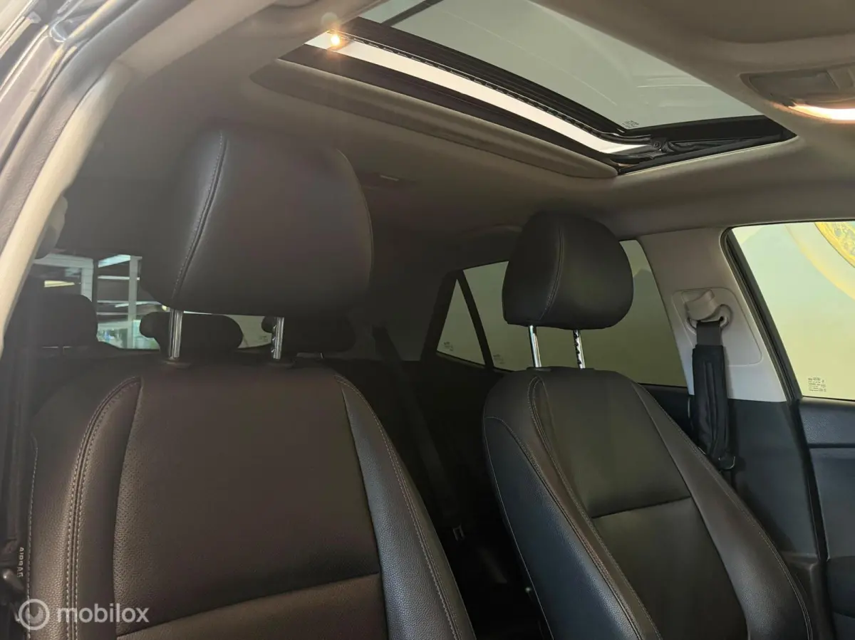 1.0 T-GDi ExecutiveLine Schuifdak/Leer/Camera/Carplay