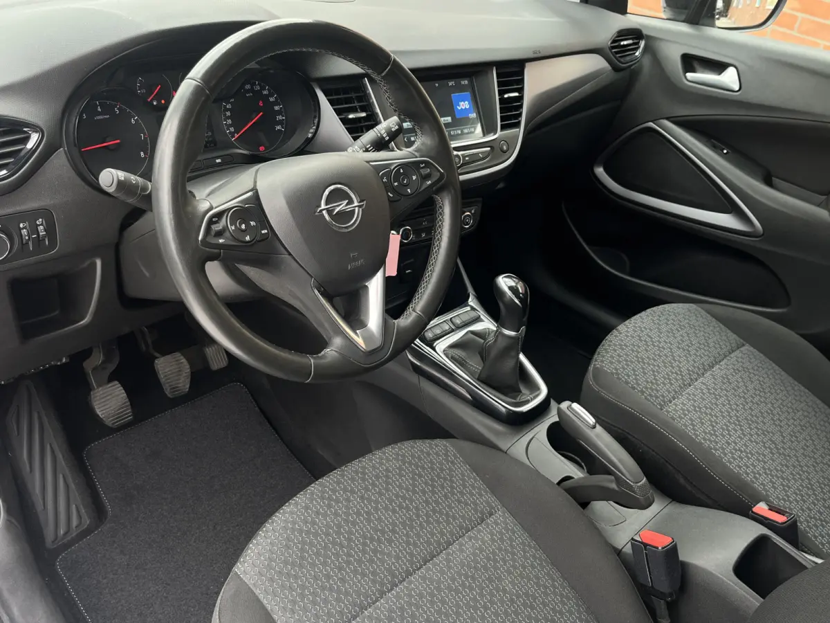 1.2 Edition | Stuur- en stoelverwarming | Achteruitrijcamera | Cruise Control | Airco |