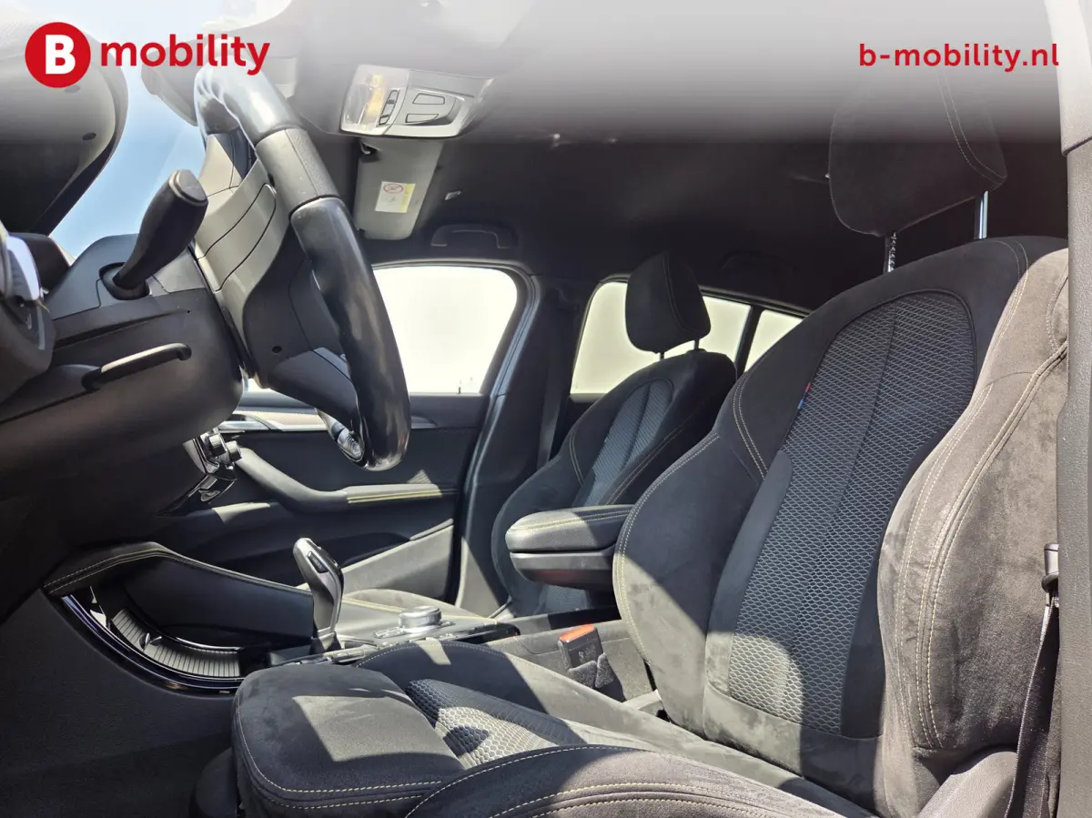 sDrive18i High Executive M-Sport X Achteruitrijcamera Head-Up | Elektrische Stoelen | HIFI | Stoelverwarming | DAB