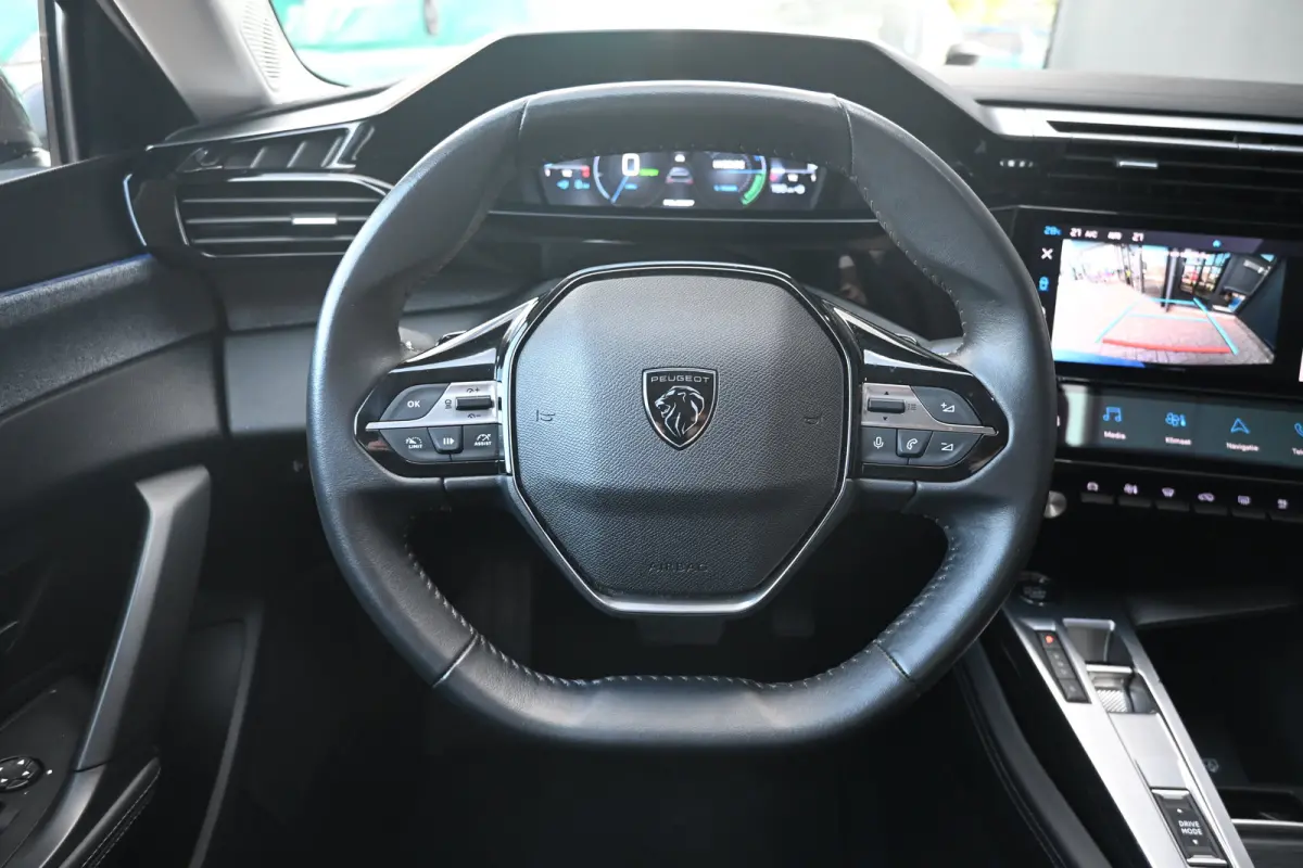 1.6 HYbrid 180 Allure Pack Business | Afn. Trekhaak | Navigatie | Stoelverwarming | AGR-Comfortstoel | Achteruitrijcamera | !!