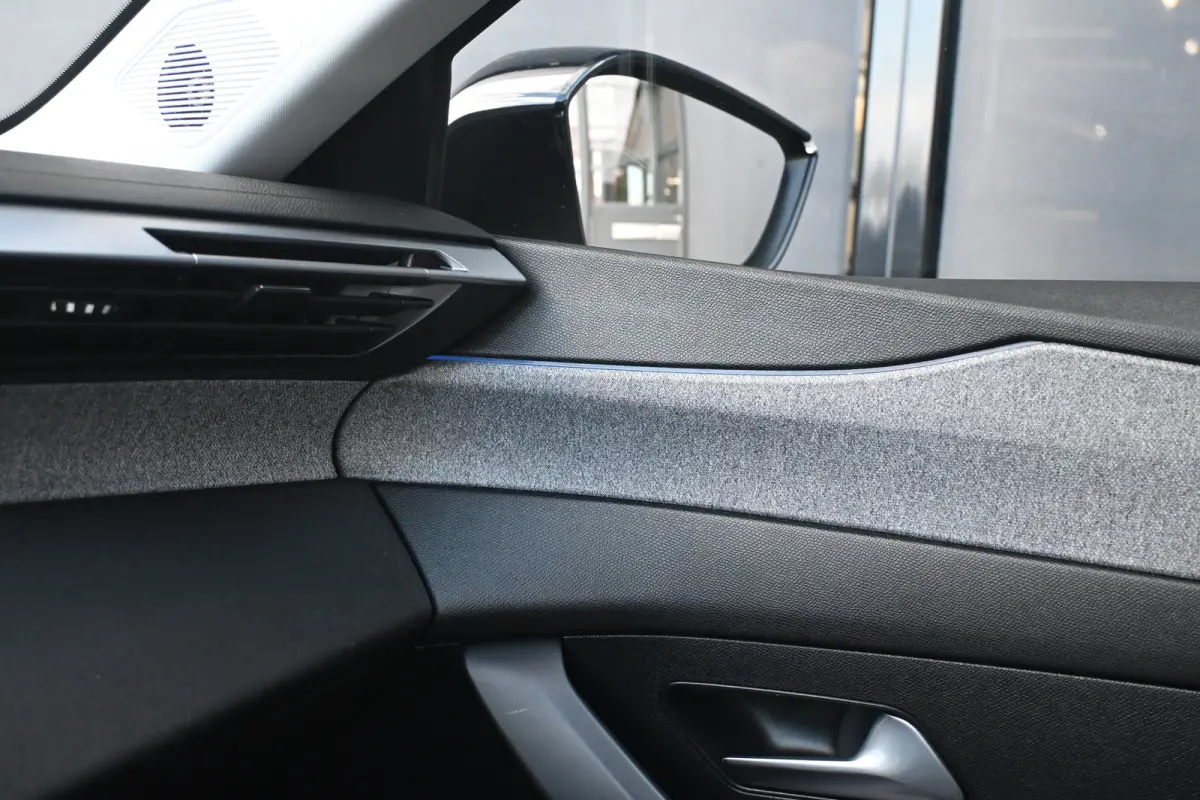 1.6 HYbrid 180 Allure Pack Business | Afn. Trekhaak | Navigatie | Stoelverwarming | AGR-Comfortstoel | Achteruitrijcamera | !!