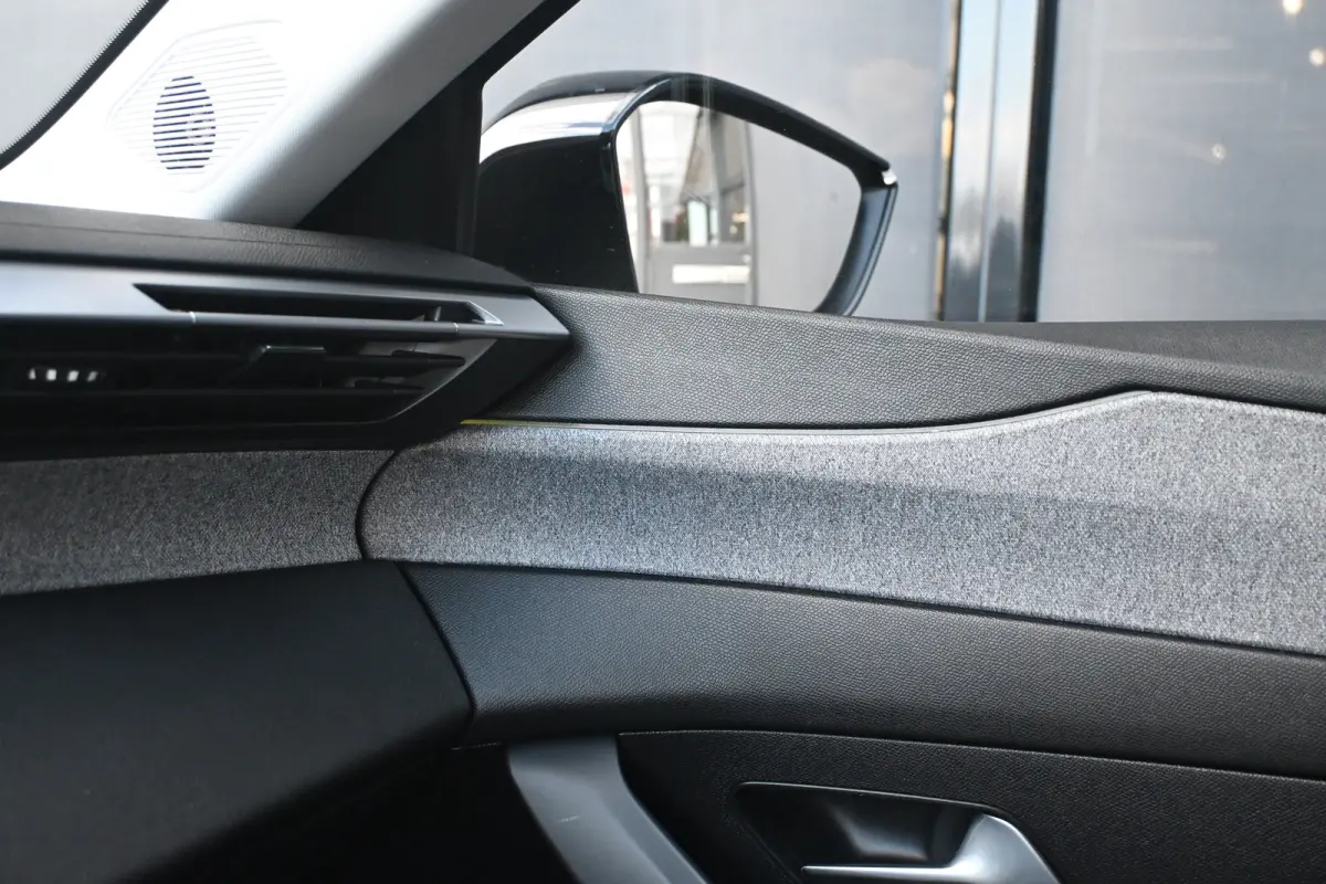 1.6 HYbrid 180 Allure Pack Business | Afn. Trekhaak | Navigatie | Stoelverwarming | AGR-Comfortstoel | Achteruitrijcamera | !!