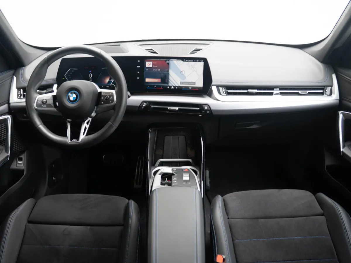 xDrive25e SoH 100% | M Sportpakket Pro | Innovation Pack | Comfort Access | Head-Up Display | Parking Assistant Plus | Isofix | 19''