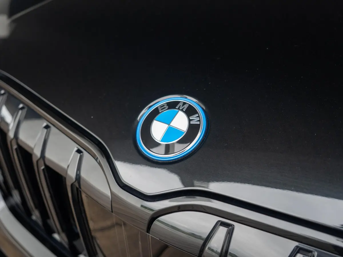xDrive25e SoH 100% | M Sportpakket Pro | Innovation Pack | Comfort Access | Head-Up Display | Parking Assistant Plus | Isofix | 19''