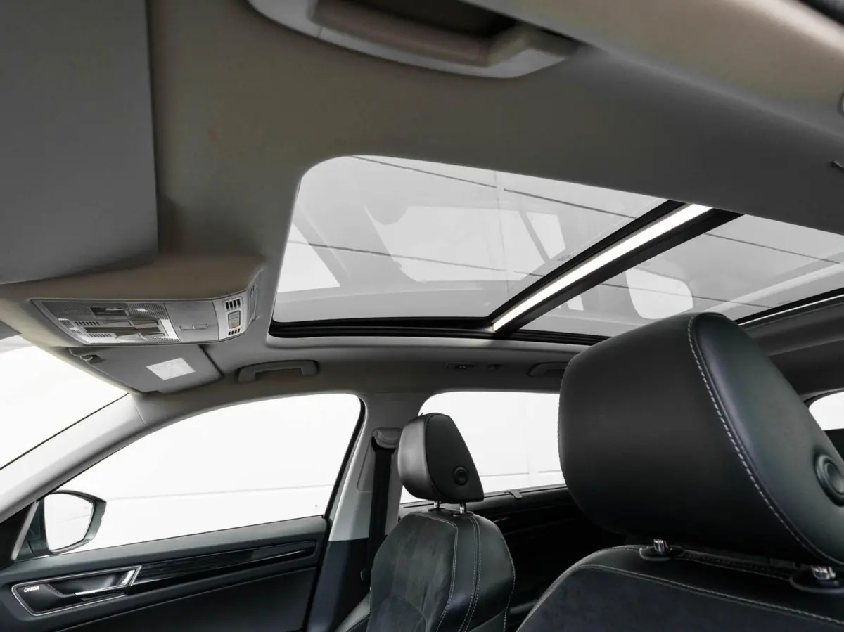 2.0 TSI DSG 180pk 4x4 Style Business Automaat | ECC | Carplay | Panoramadak | Trekhaak