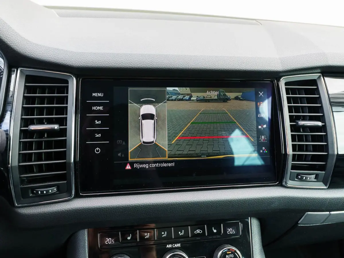 2.0 TSI DSG 180pk 4x4 Style Business Automaat | ECC | Carplay | Panoramadak | Trekhaak