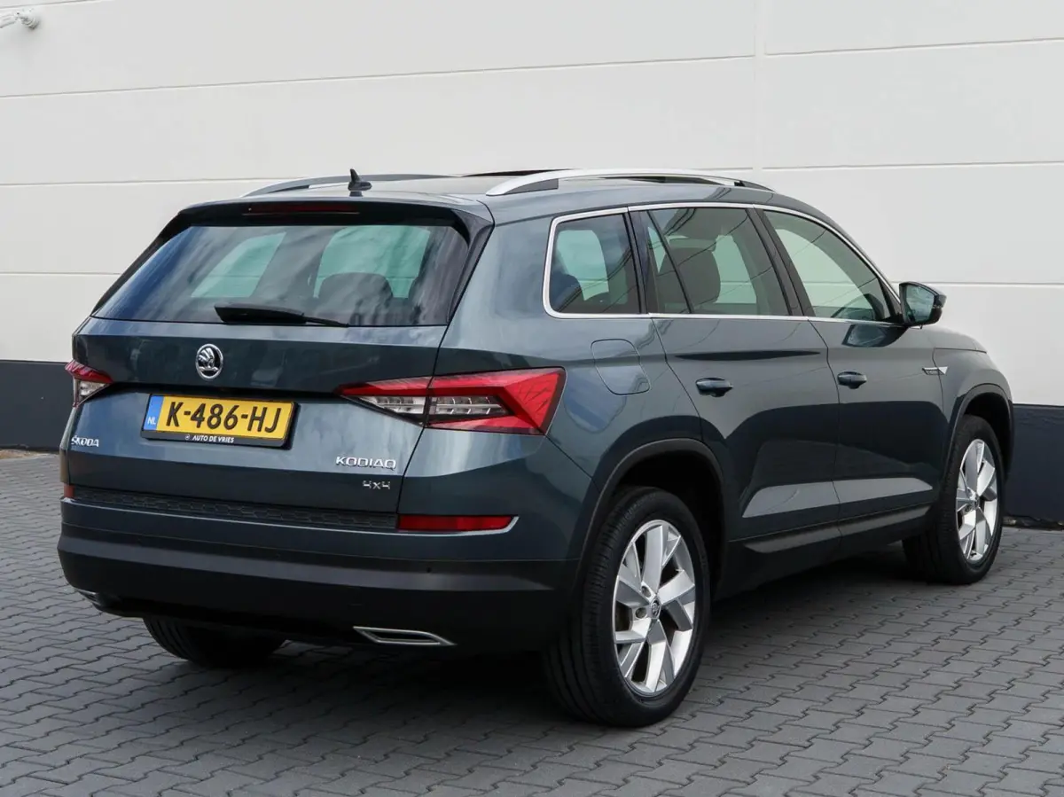 2.0 TSI DSG 180pk 4x4 Style Business Automaat | ECC | Carplay | Panoramadak | Trekhaak