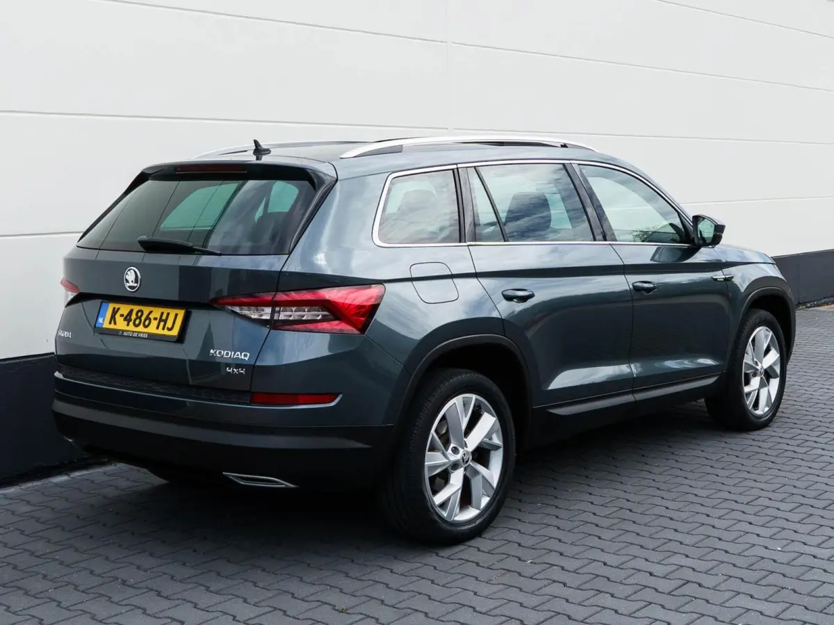 2.0 TSI DSG 180pk 4x4 Style Business Automaat | ECC | Carplay | Panoramadak | Trekhaak