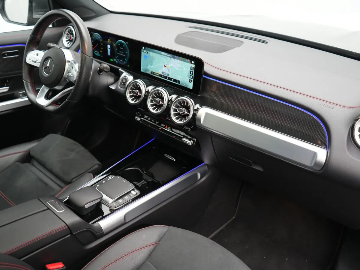 350 4MATIC AMG Line 70 kWh 293pk Dealer O.H | Panodak | Camera | Alcantara Sportstoelen Verwarmd | Cruise Control | Apple Carplay | Virtual | Navigatie | DAB | 18"L.M |