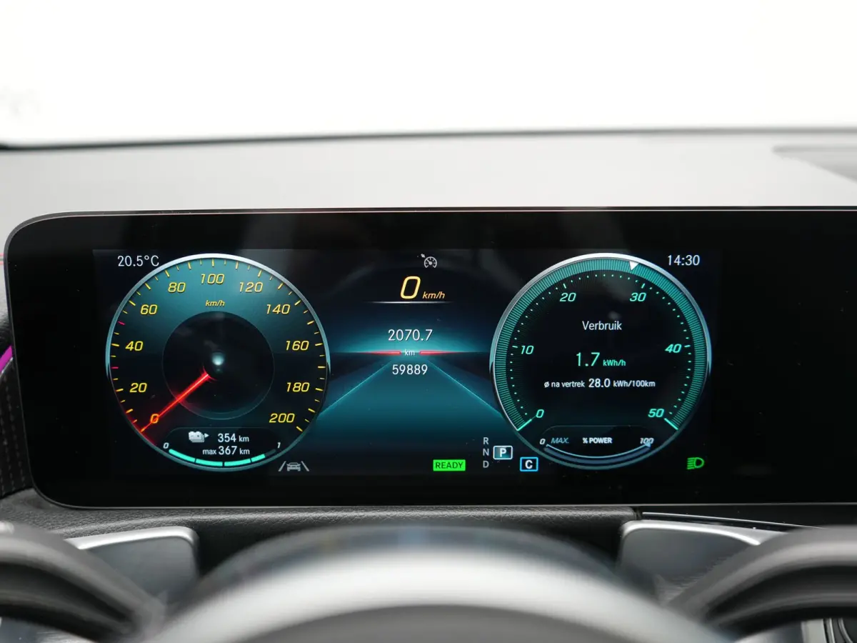 350 4MATIC AMG Line 70 kWh 293pk Dealer O.H | Panodak | Camera | Alcantara Sportstoelen Verwarmd | Cruise Control | Apple Carplay | Virtual | Navigatie | DAB | 18"L.M |