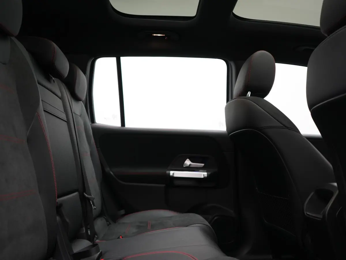 350 4MATIC AMG Line 70 kWh 293pk Dealer O.H | Panodak | Camera | Alcantara Sportstoelen Verwarmd | Cruise Control | Apple Carplay | Virtual | Navigatie | DAB | 18"L.M |