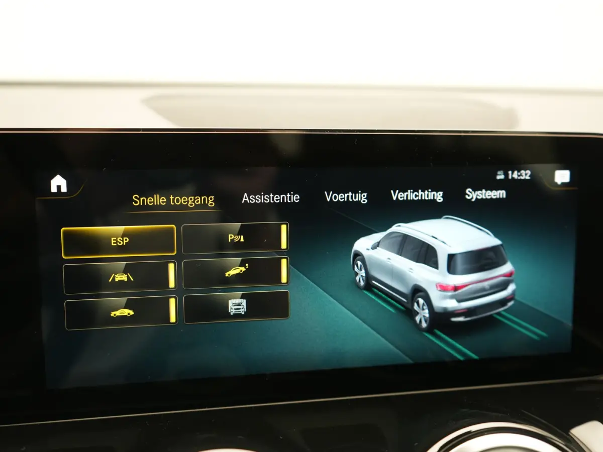 350 4MATIC AMG Line 70 kWh 293pk Dealer O.H | Panodak | Camera | Alcantara Sportstoelen Verwarmd | Cruise Control | Apple Carplay | Virtual | Navigatie | DAB | 18"L.M |