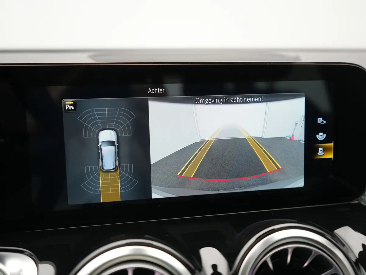 350 4MATIC AMG Line 70 kWh 293pk Dealer O.H | Panodak | Camera | Alcantara Sportstoelen Verwarmd | Cruise Control | Apple Carplay | Virtual | Navigatie | DAB | 18"L.M |