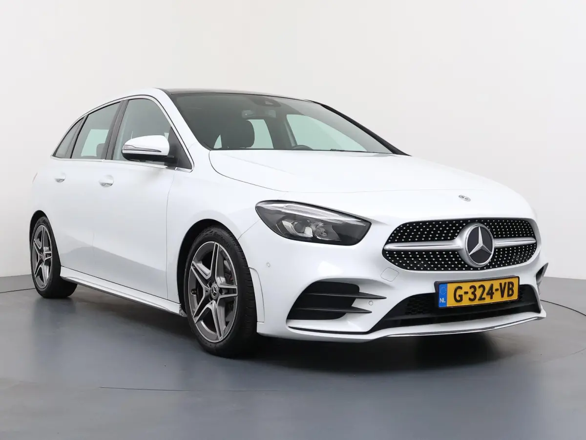180 Business Solution AMG | Panoramadak | Navigatie | Apple CarPlay/Android Auto |
